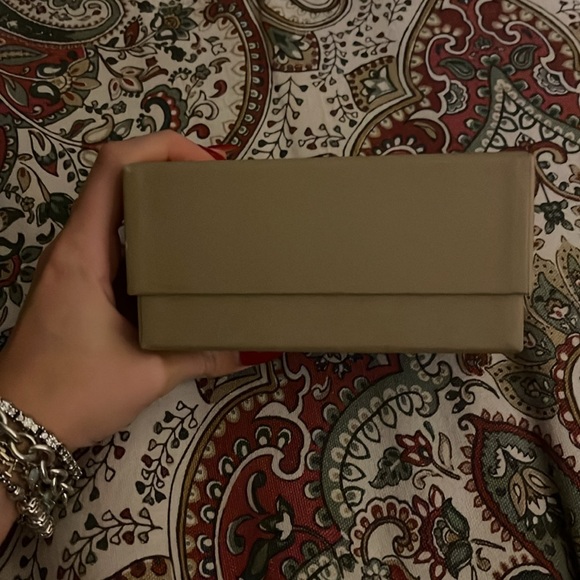 Burberry Small Box - Picture 3 of 9